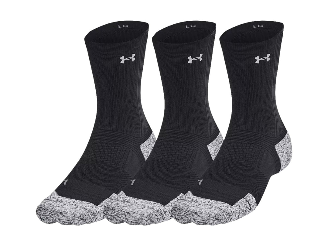 Paquete de 3 pares de calcetines deportivos Under Armour color negro con refuerzos en gris en talón y punta.