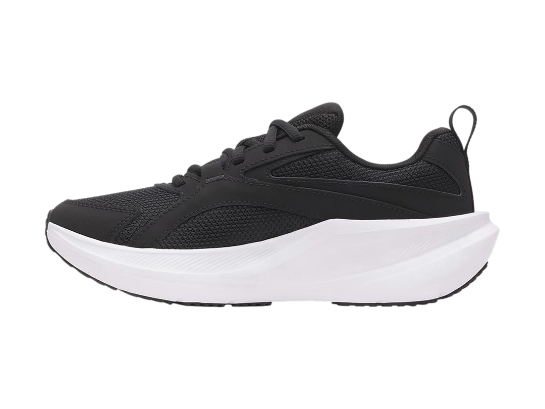 Tenis deportivos Under Armour color negro con suela blanca para junior.