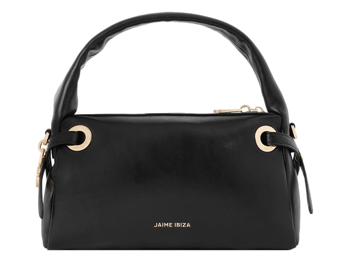 Bolsa de mano color negro de la marca Jaime Ibiza con herrajes dorados y asa superior.