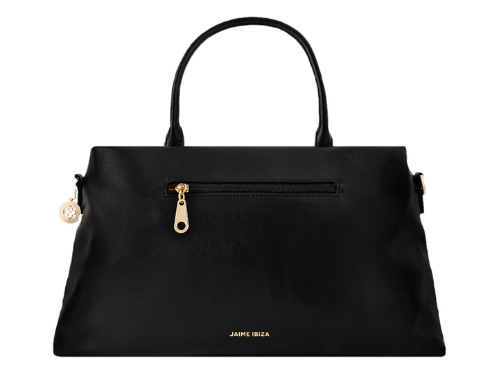 Bolsa de mano color negro con detalles y herrajes en color dorado y asas superiores.