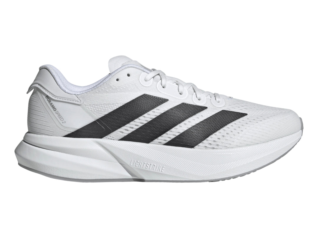 Tenis Adidas Duramo Speed 2 color blanco con tres franjas negras laterales y suela blanca.