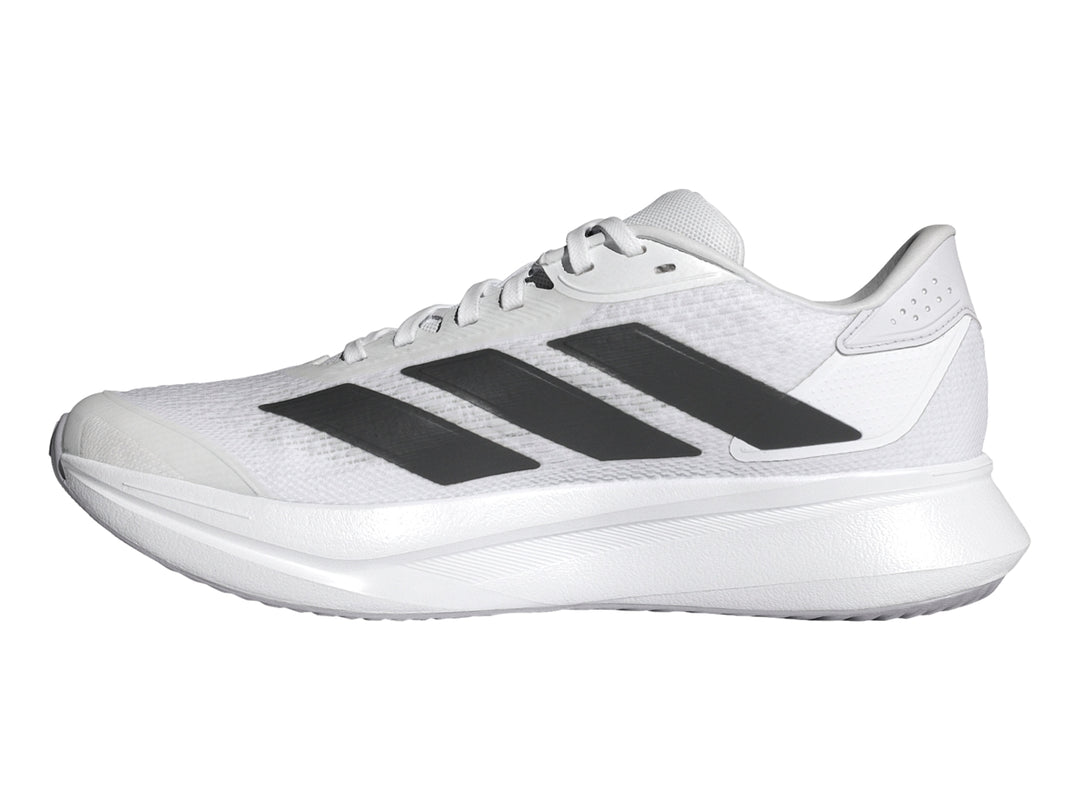 Tenis Adidas Duramo SL2 blancos con tres franjas negras laterales y suela blanca.