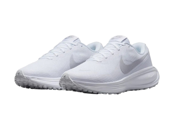 Tenis Nike Revolution 8 de color blanco, vista lateral, diseño deportivo con malla transpirable.