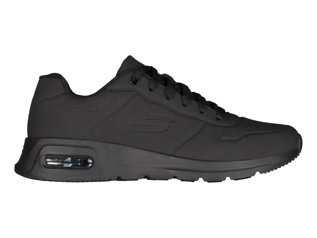 Tenis deportivos Skechers para hombre en color negro con suela amortiguada y acabado mate.