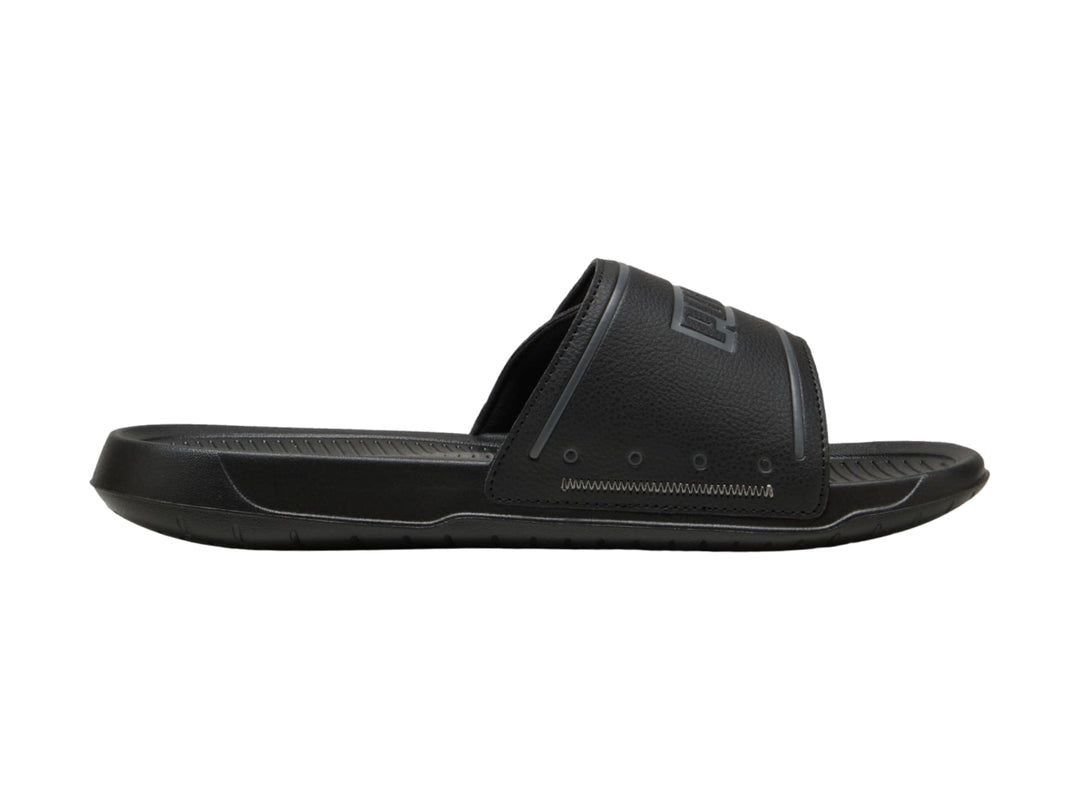 Sandalia PUMA RoyalCat Comfort 2 de color negro, vista lateral sobre fondo blanco.