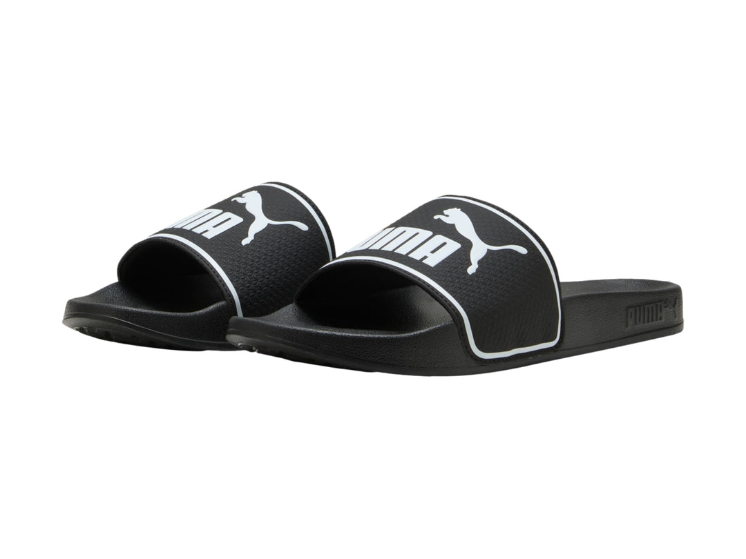 Sandalia PUMA Leadcat 2.0 color negro con borde y logotipo en blanco.
