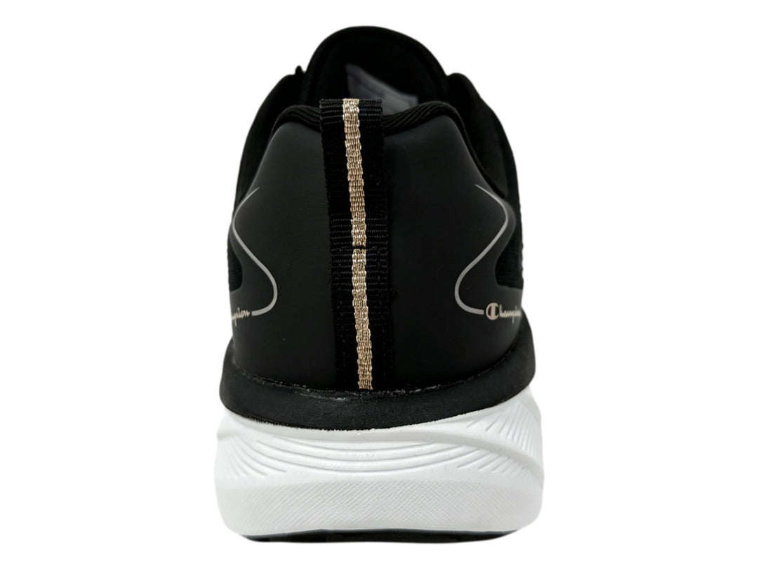 Tenis Champion Cross Kicks en color negro con suela blanca y detalles dorados