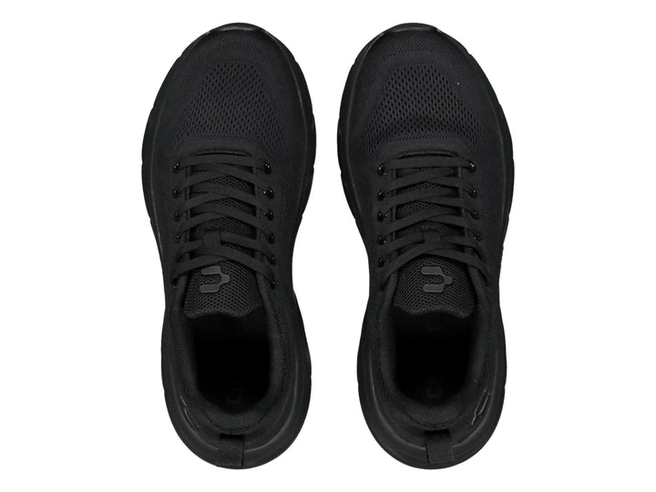 Tenis Charly Light Sport en color negro total con tejido transpirable y suela deportiva