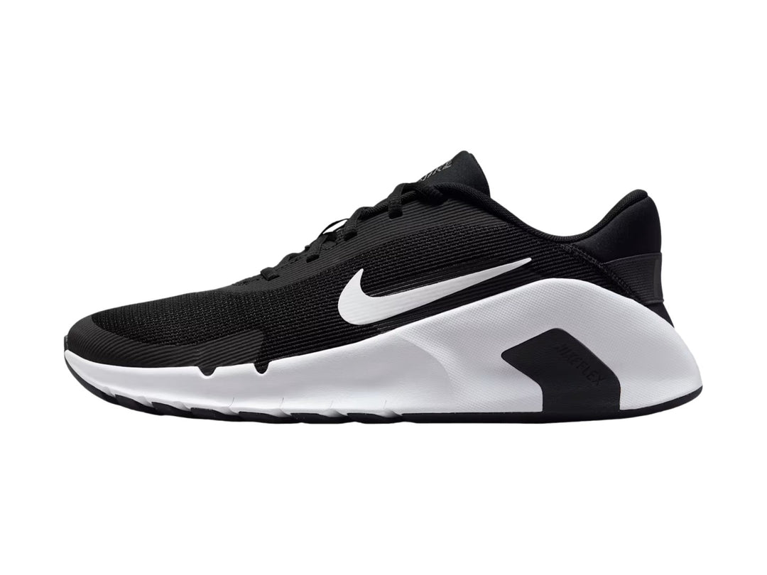 Tenis Nike Flex Train en color negro con suela blanca y logotipo Nike en contraste blanco.
