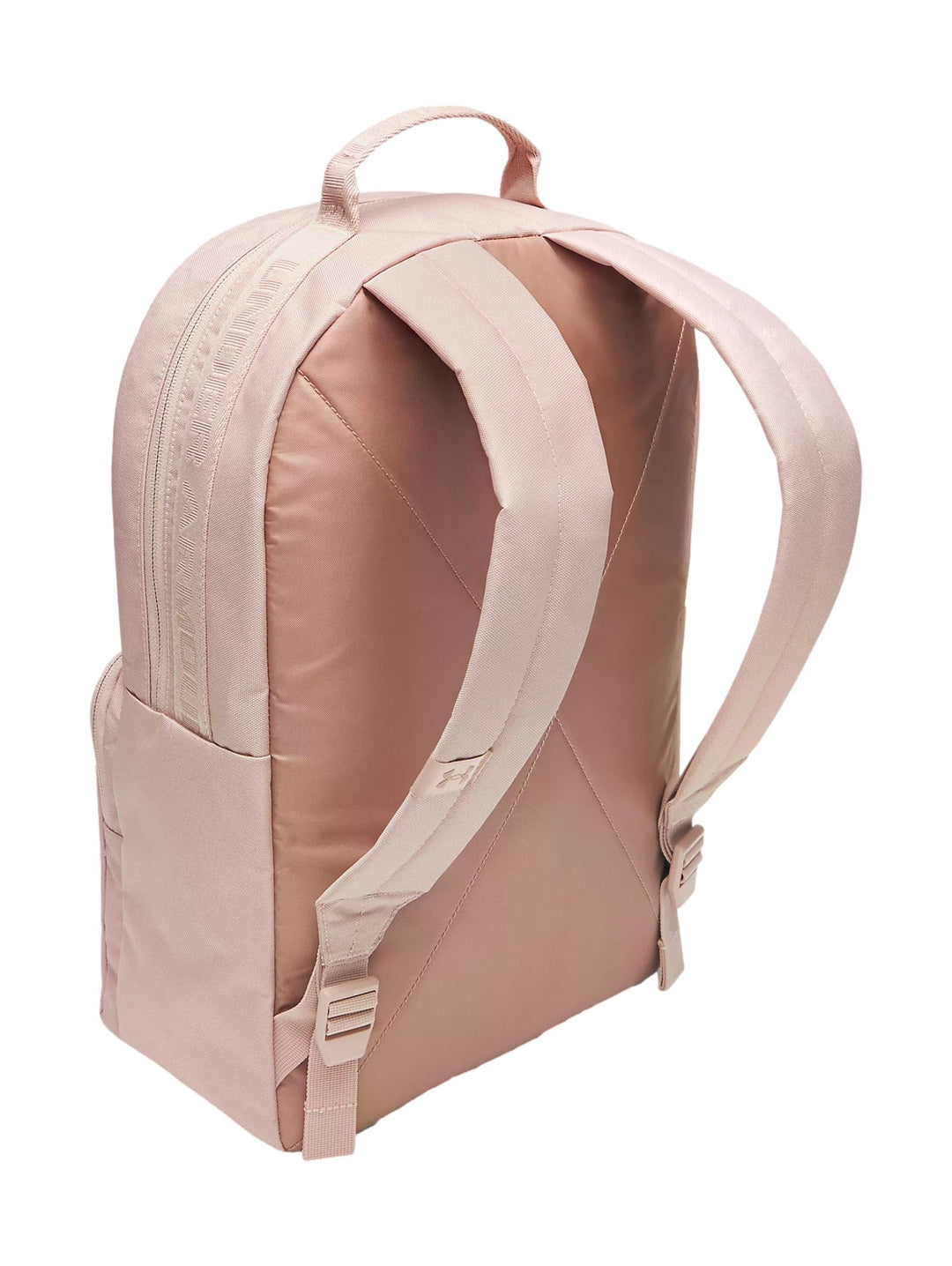 Mochila Under Armour Essential en color rosa con logotipo frontal y bolsillo delantero.