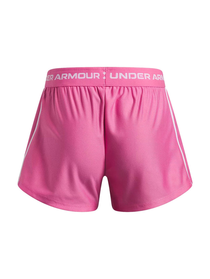 Short deportivo Under Armour color rosa con cinturilla elástica blanca y detalles laterales blancos.