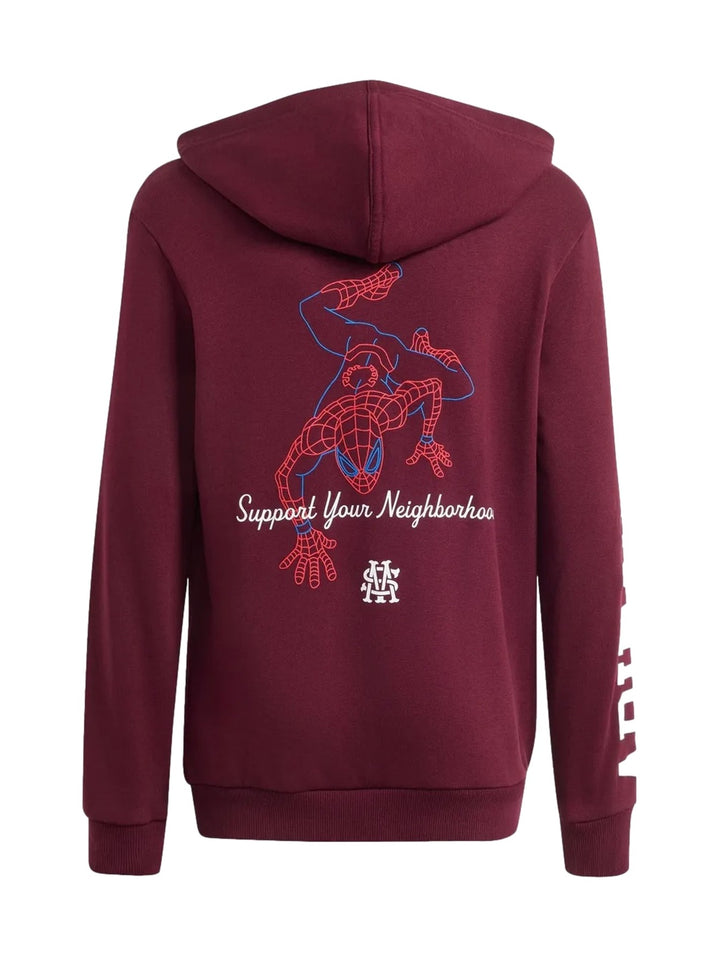 Sudadera Adidas color marrón con capucha, bolsillo frontal y detalles de Spider-Man en el pecho.